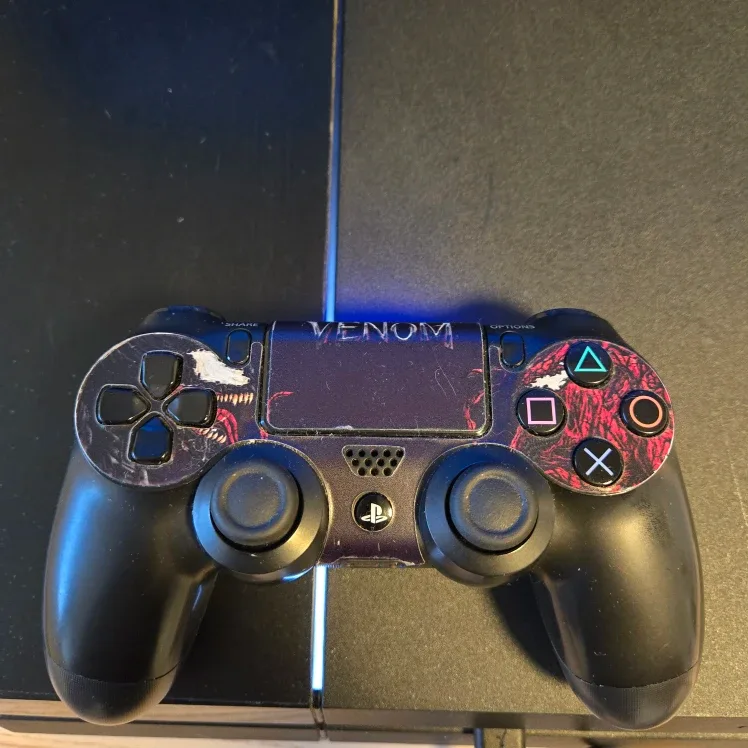 Ps4. FW 10.01. Moddable Playstation 4 complete bundle image indicator(2)