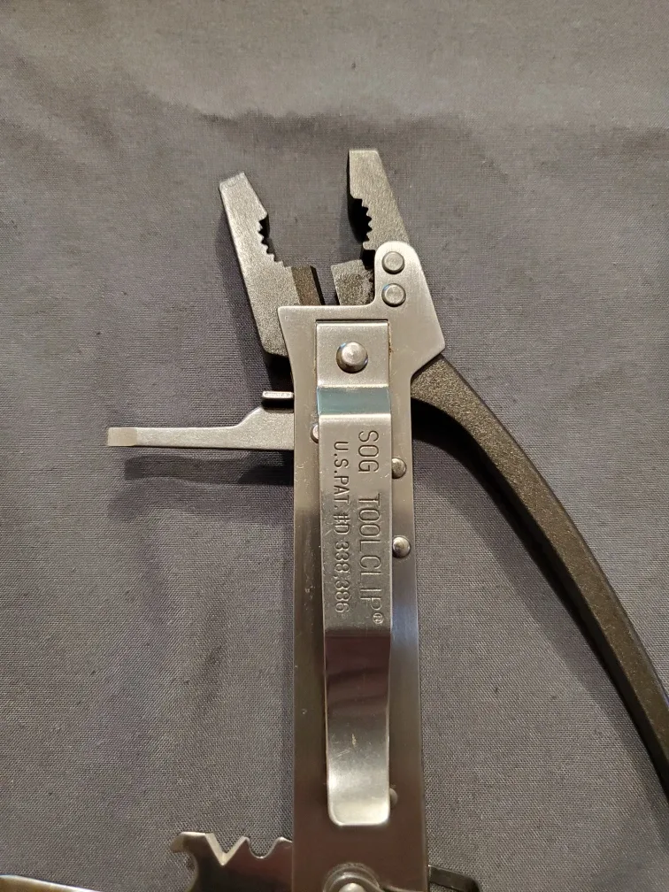 SOG Toolclip Multi-Tool image indicator(8)