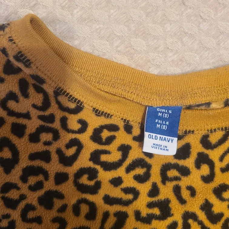 Kids GAP Hoodie & Sanrio H&M Set image indicator(10)