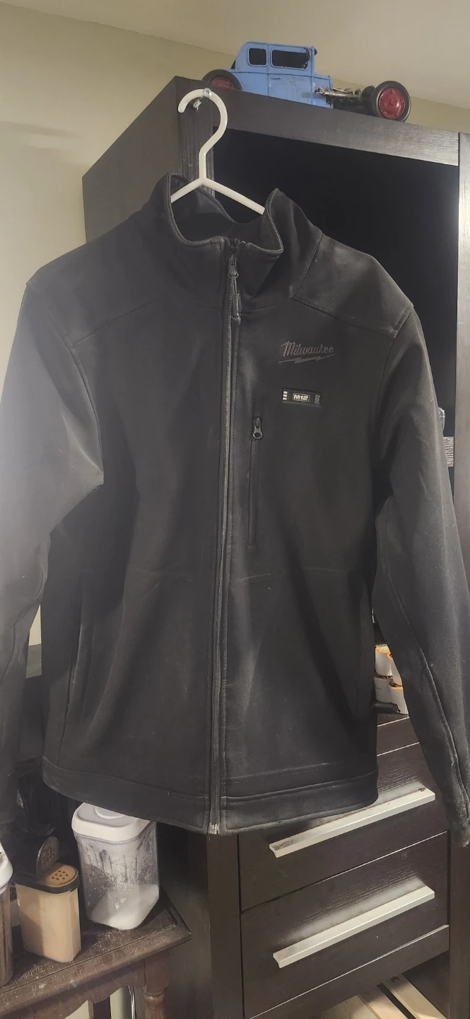Milwaukee M12 Heated Jacket - Size Medium - photo 2