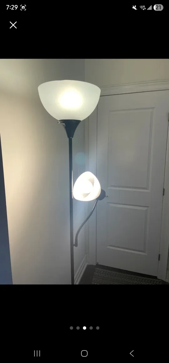 Floor Lamp with Reading Light+Table fan+Oscillating fan image indicator(4)