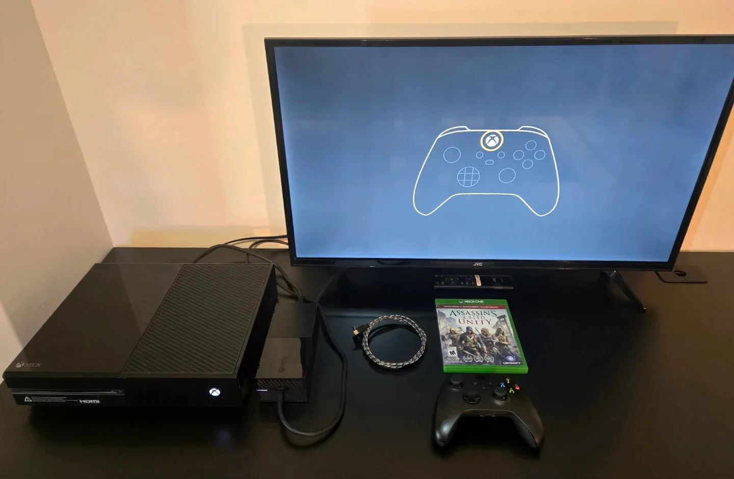 Xbox One Console + Series Controller / CLEAN + READY TO PLAY image indicator(8)