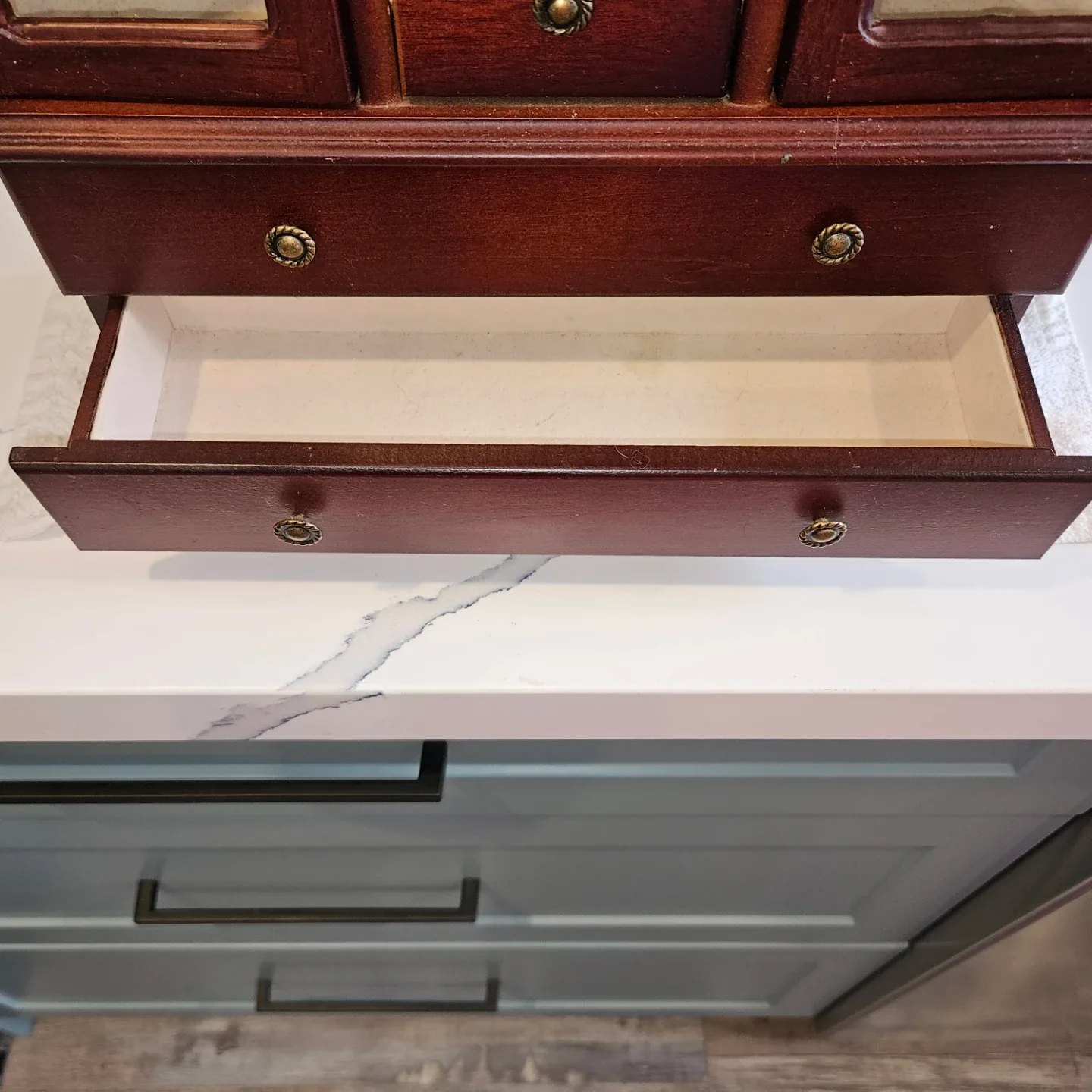 Wooden Jewellery Box with Drawers image indicator(8)