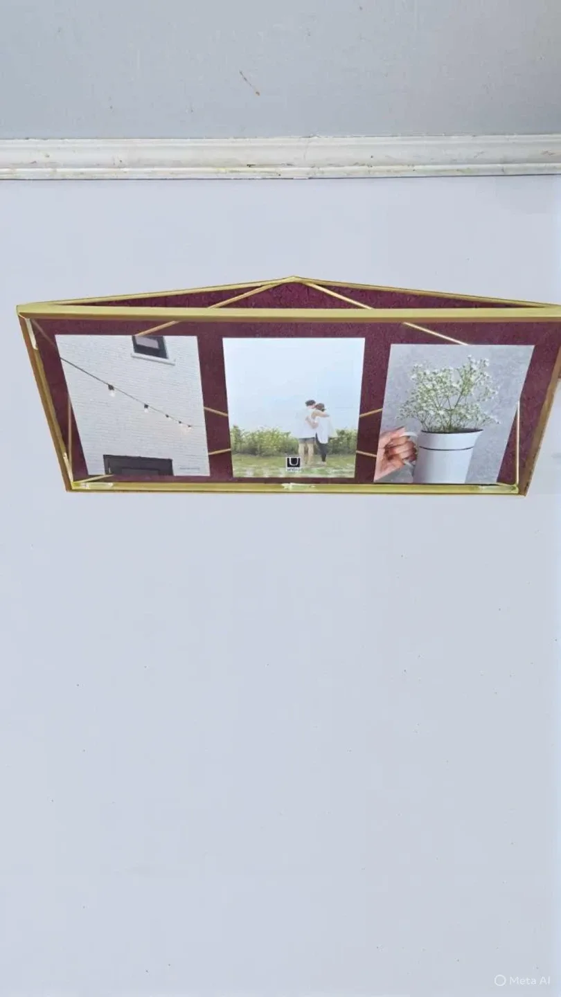 Umbra Exhibit Picture Frame image indicator(2)