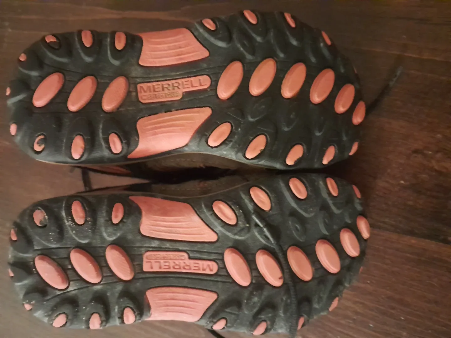 Kids fall or winter boots image indicator(2)