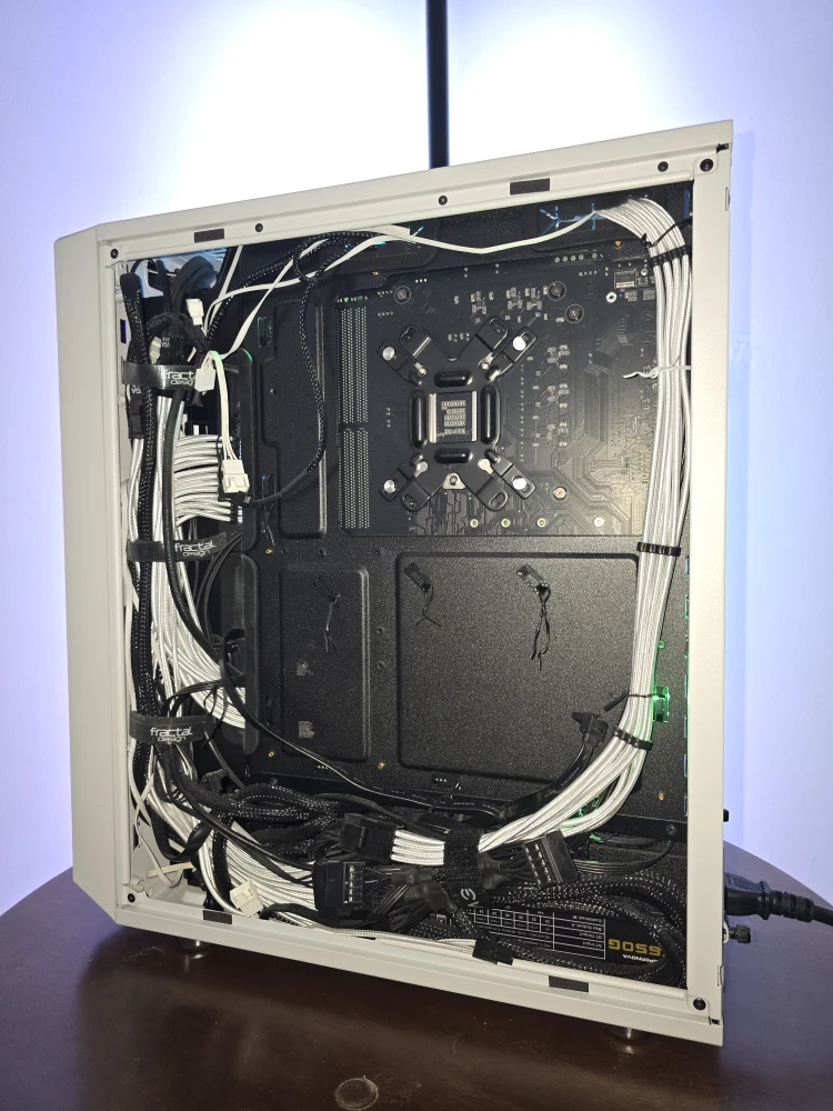 Gaming Computer Intel i9 - 9900k Nvidia RTX 2080 Watercooled - photo 4