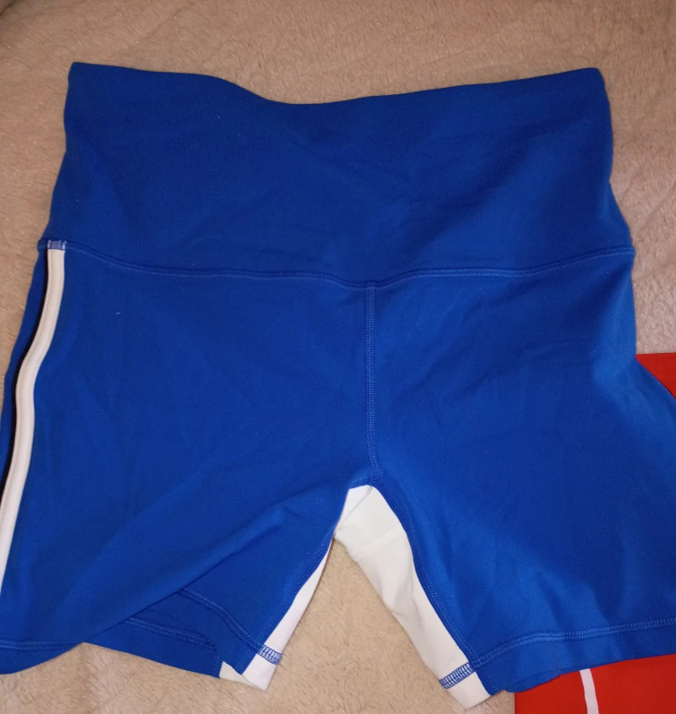 Athleta Running Shorts 2 Size S, 1 Sz M - photo 3