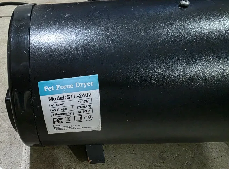 Like New Duel Motor Pet Force Dryer image indicator(2)