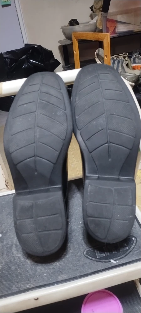 Bostonian Flexlite Black Leather Slip-On Dress Shoes - photo 4