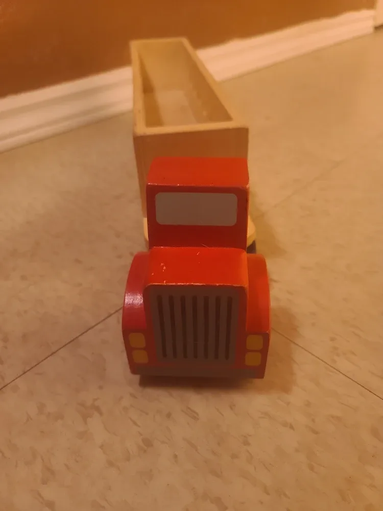 Melissa & Doug Wooden Truck image indicator(2)