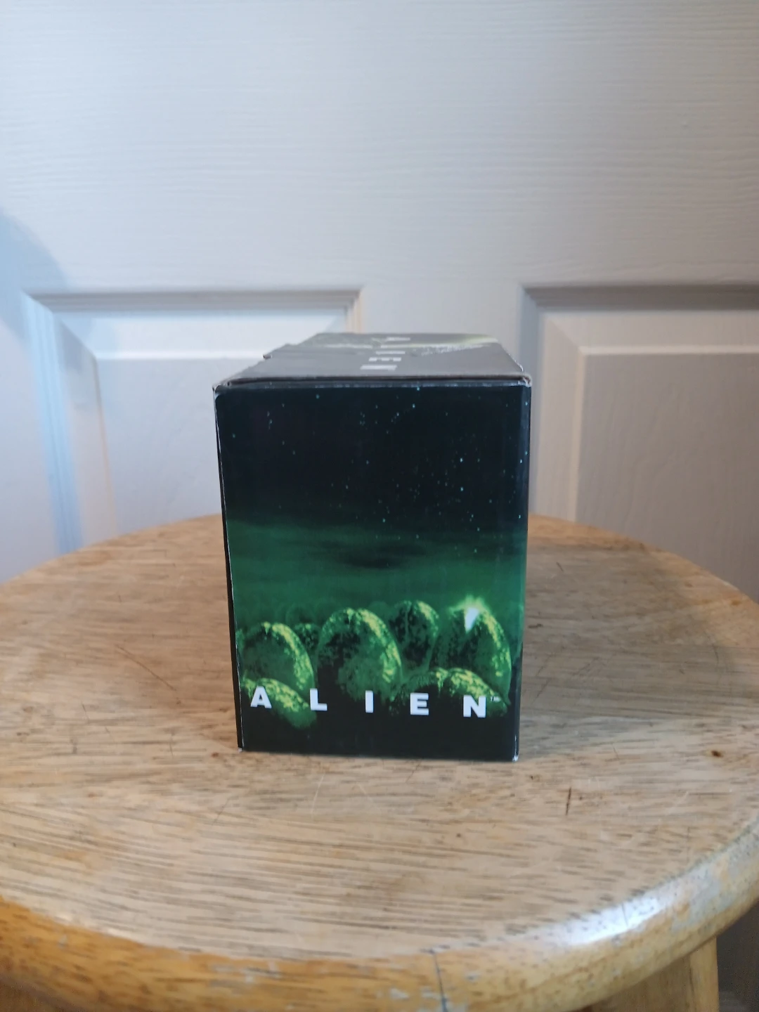 Alien Xenomorph Egg Salt and Pepper Shaker Set - photo 3