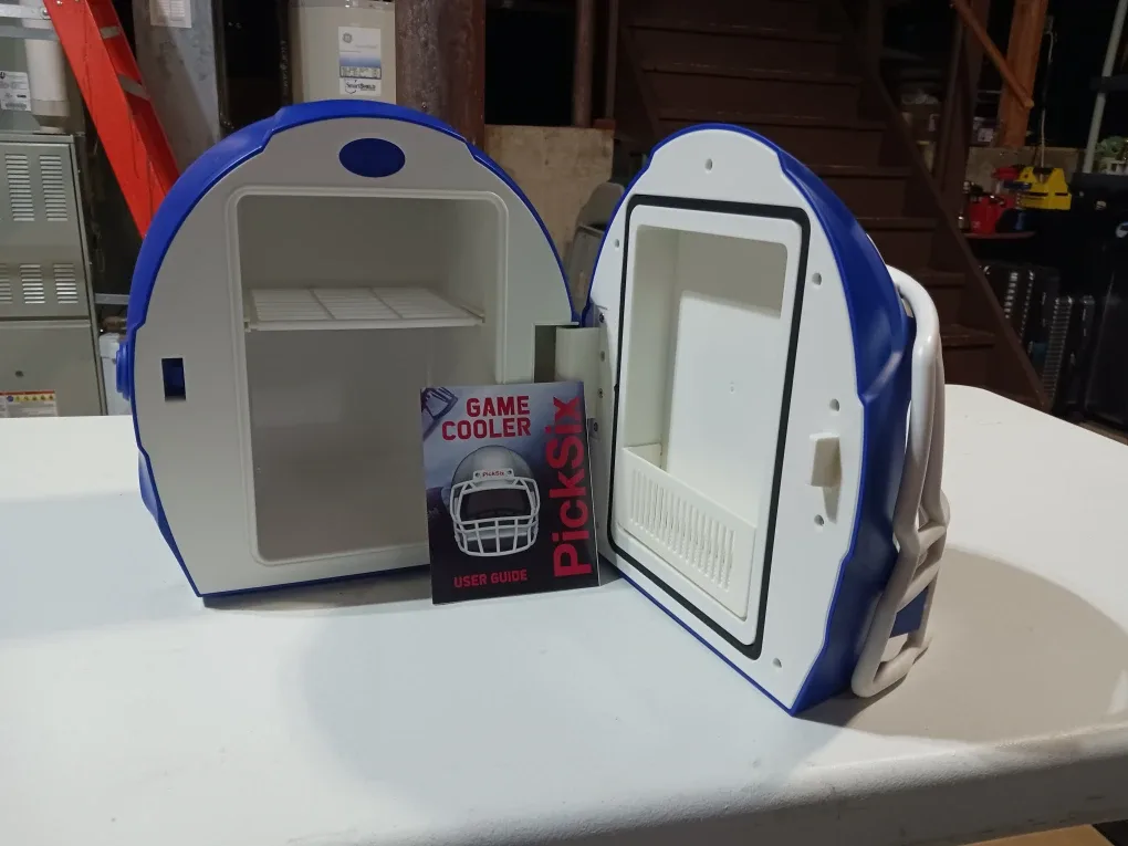 ionchill PickSix Game Cooler - Holds 6 Cans image indicator(4)