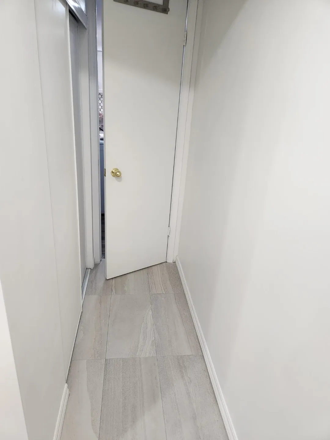 2 bed, 1 bathroom for rent image indicator(9)