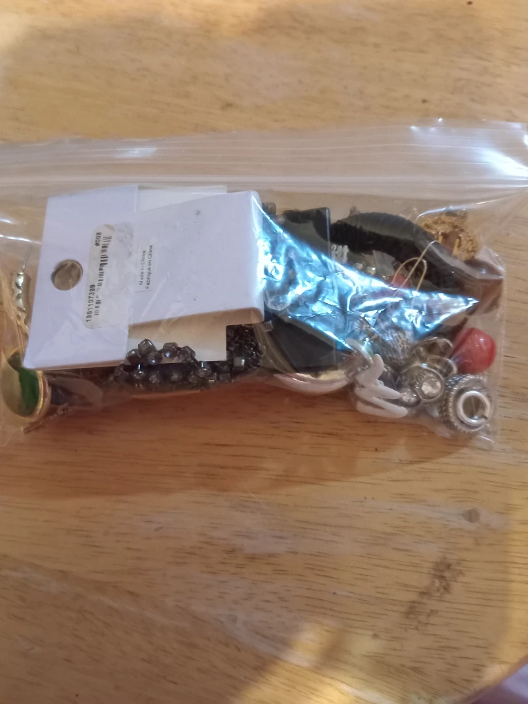 Bag of Assorted Jewelry random and broken - photo 2