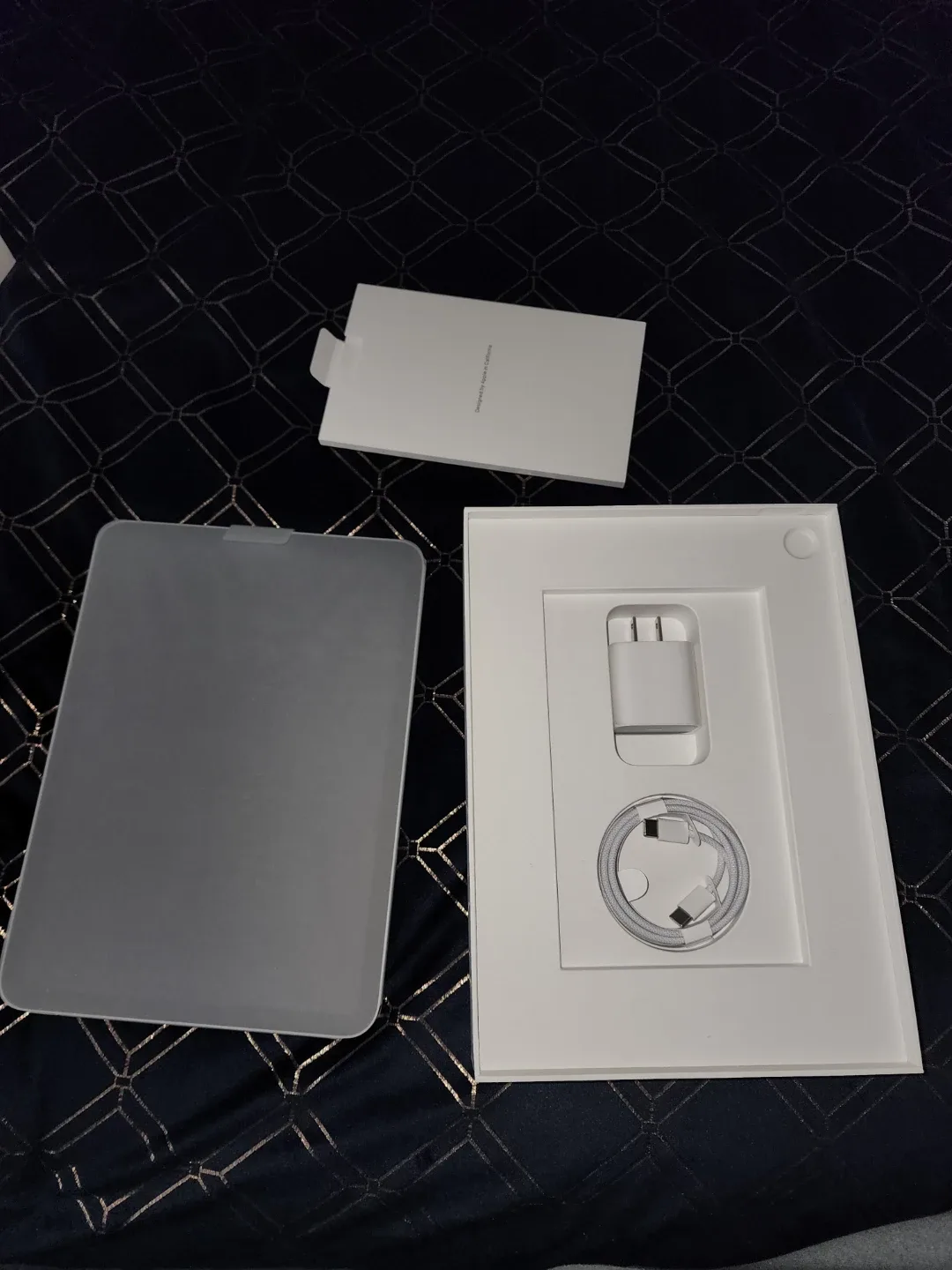 IPad  10" 128GB image indicator(6)