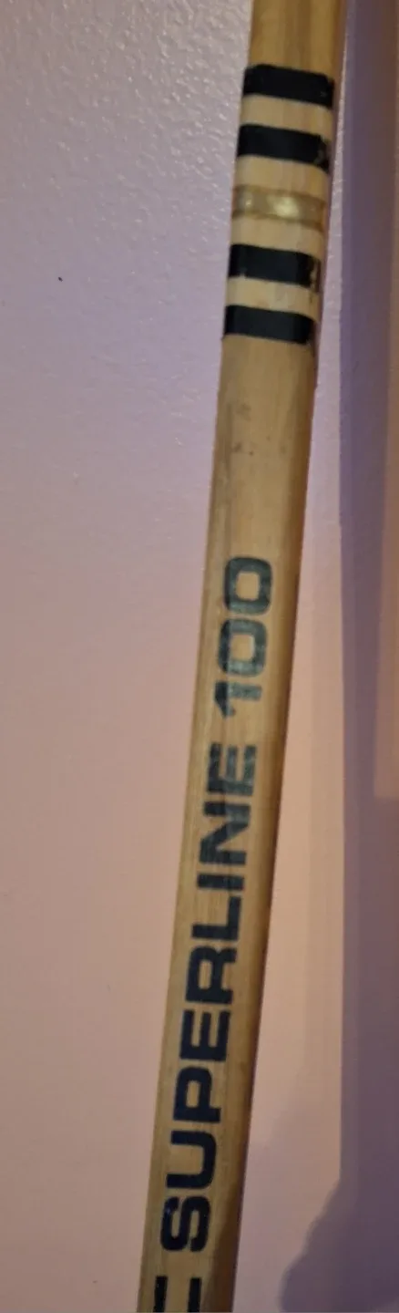 Vintage Wooden Cooper JP-100 Superline 100 Hockey Stick image indicator(3)