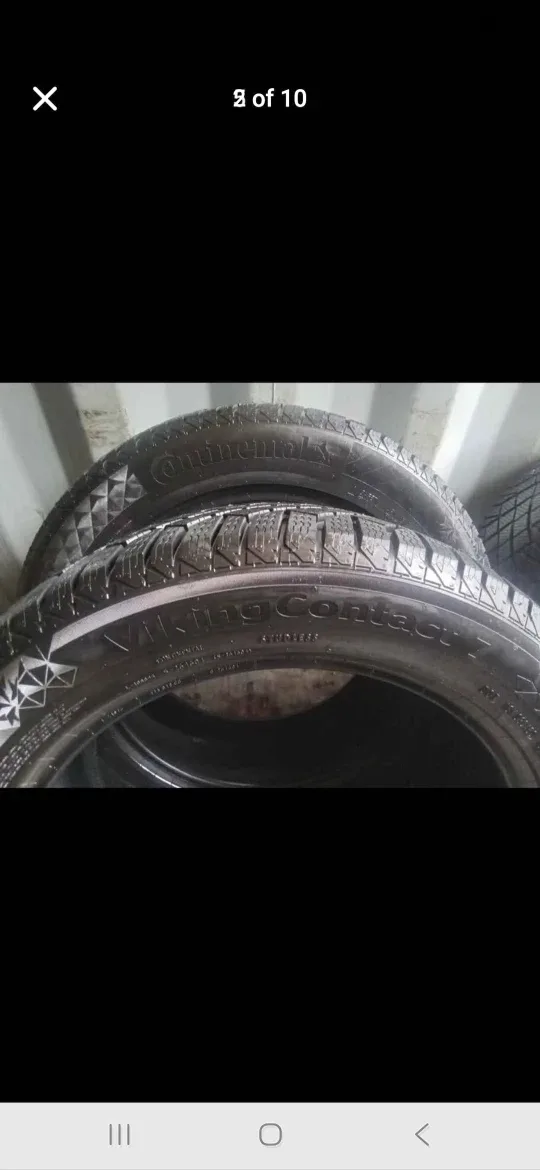 Set of 4 CONTINENTAL Winter Tires 235/55R19 – Like New image indicator(2)