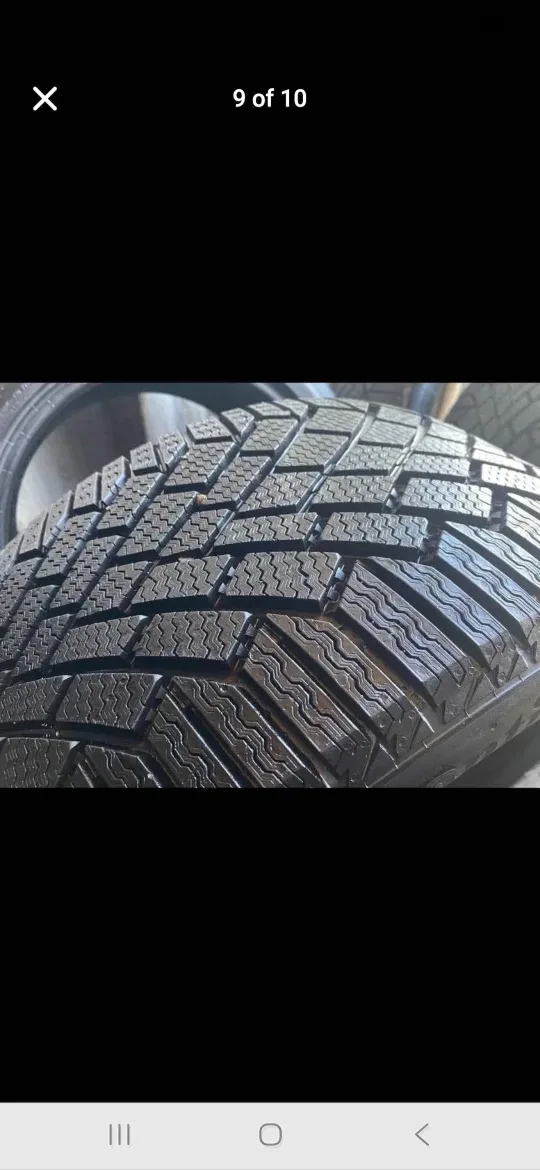 Set of 4 CONTINENTAL Winter Tires 235/55R19 – Like New image indicator(9)