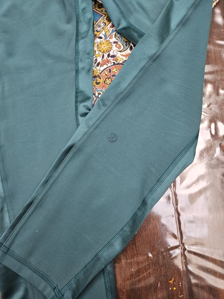 Lululemon Wunder Train HR Tight 25" Size 8 - photo 4
