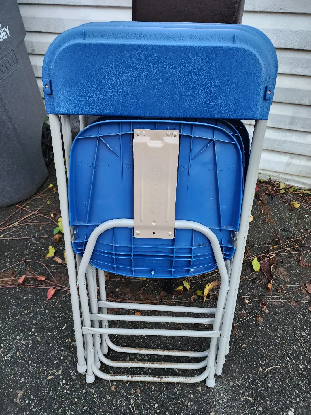 Blue Folding Chairs - Set of 11 image indicator(4)