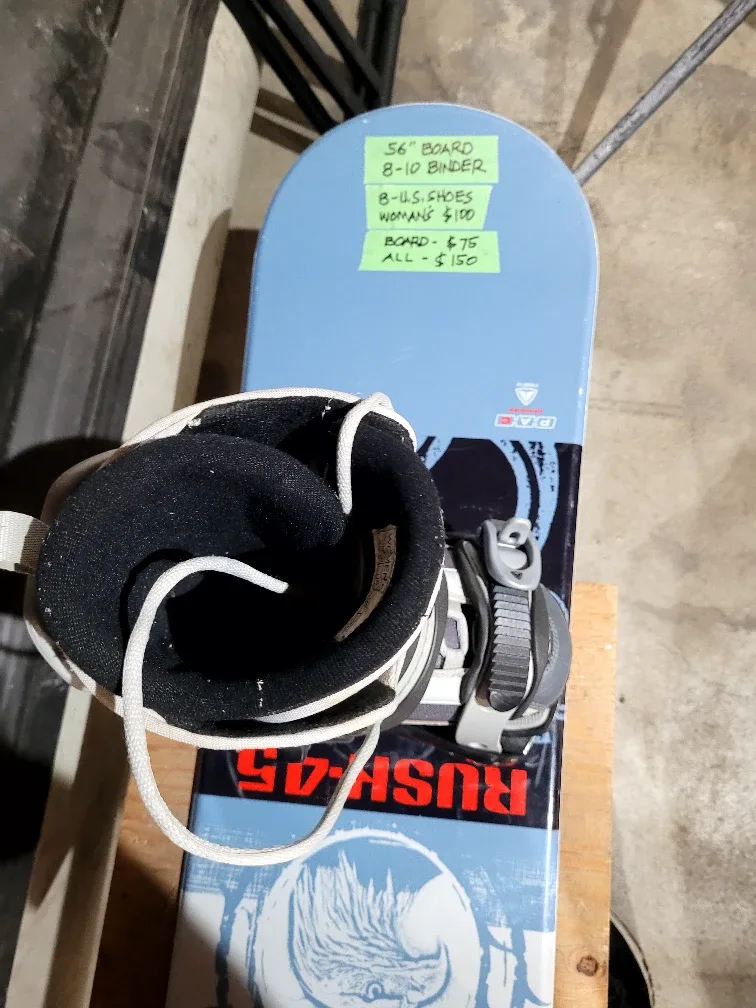 Burton Sterling 149 Snowboard with Sims Boots (Size 8) image indicator(3)