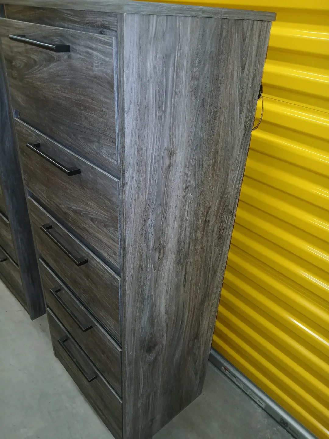 Ashley Furniture Mancyro Narrow Chest - Set of 2 image indicator(6)