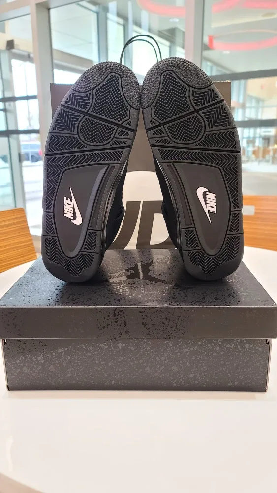 Nike Air Jordan 4 Retro Black Cat 2025! image indicator(4)