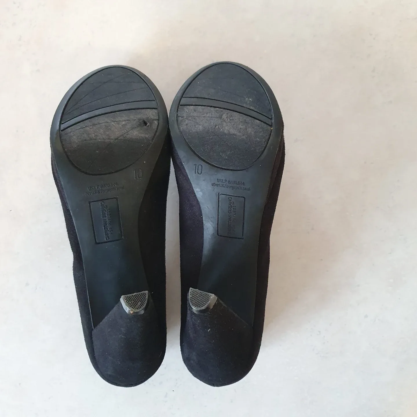 Christian Siriano Black Heels - Size 10 image indicator(3)