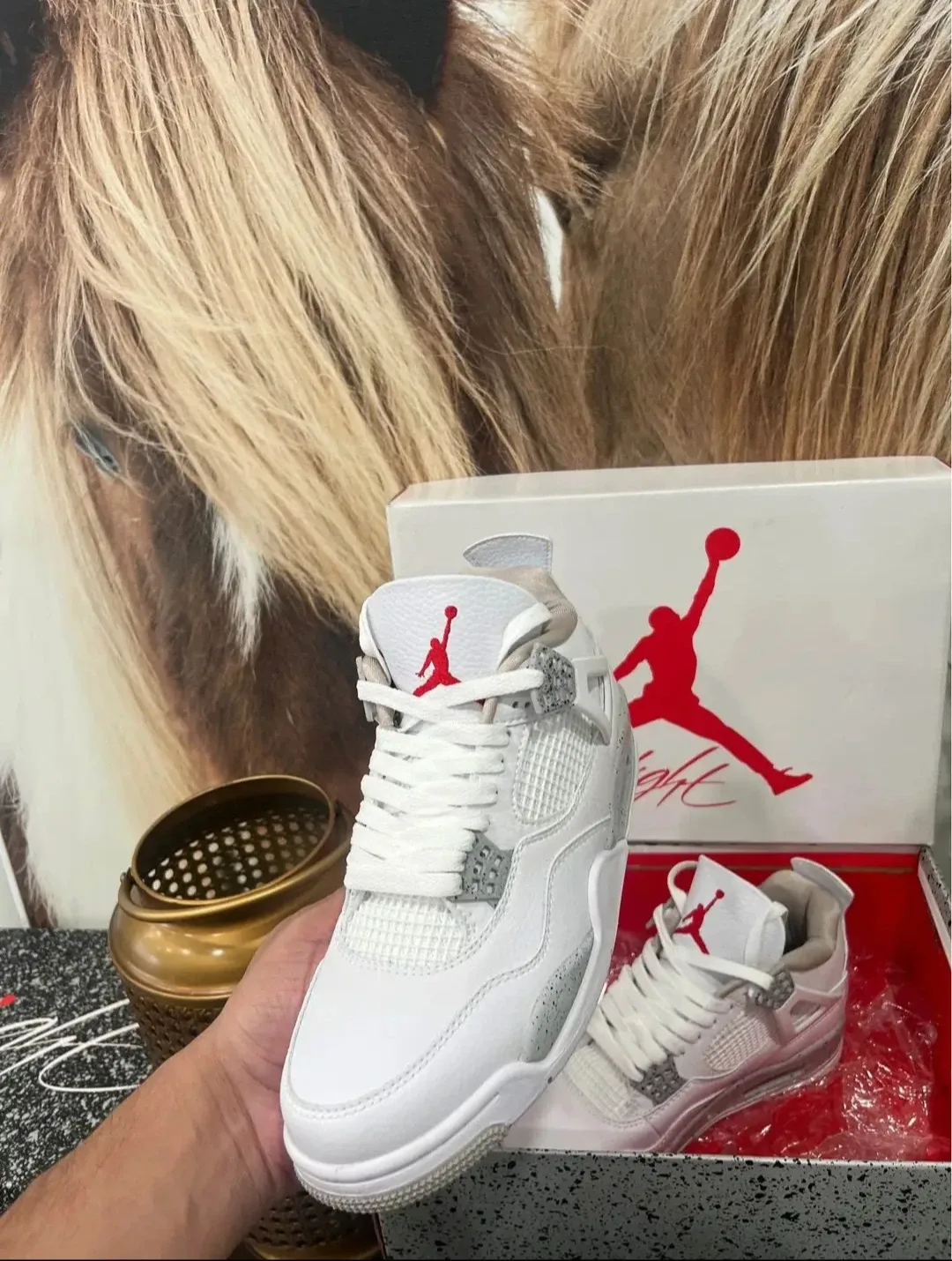 Air Jordan 4 Retro White Oreo image indicator(4)