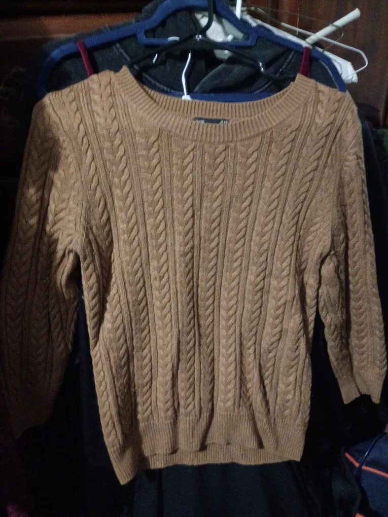 🥦 Dark Brown Knitted Sweater