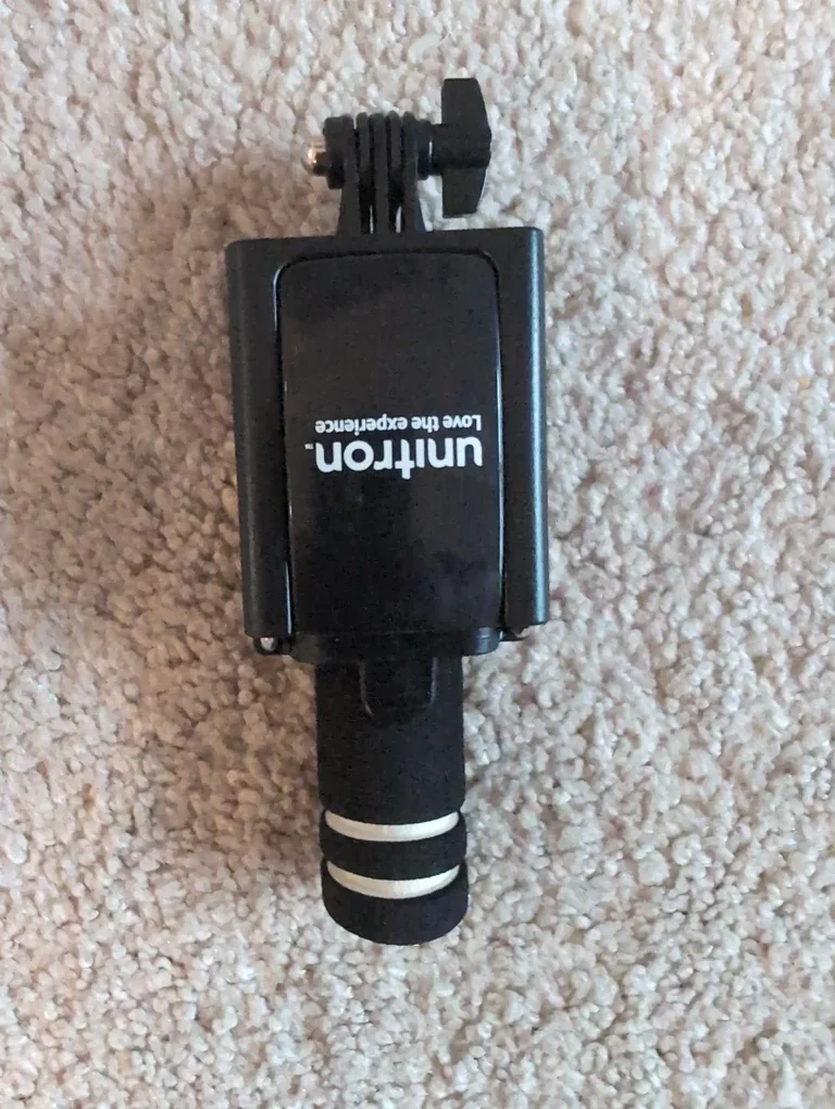 Unitron Paparazzi Stick - Like New! image indicator(2)