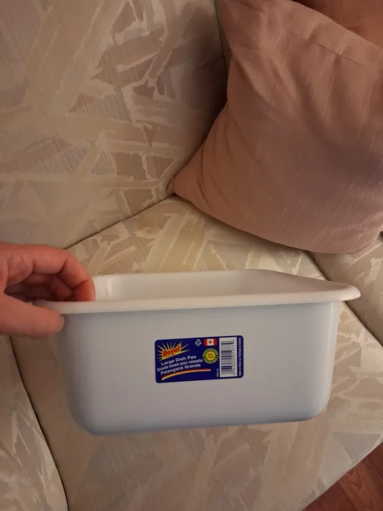 Large plastic dish pan thumbnail