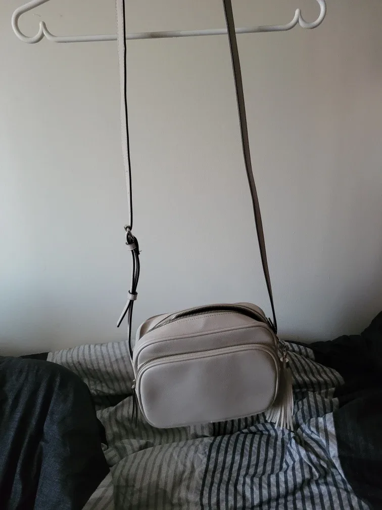 Beige Crossbody Bag with Tassel image indicator(3)