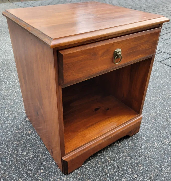 Beautiful Wood Nightstand with Drawer 19"x17"x22"
