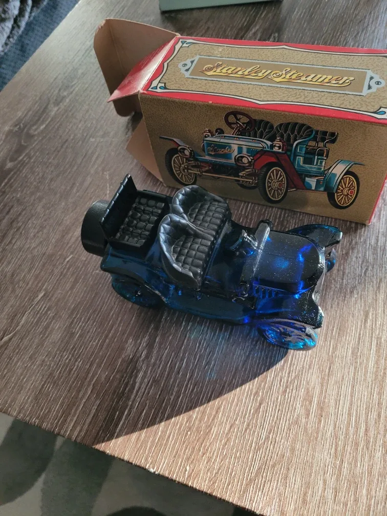 Stanley Steamer Car Figurine in Box image indicator(2)