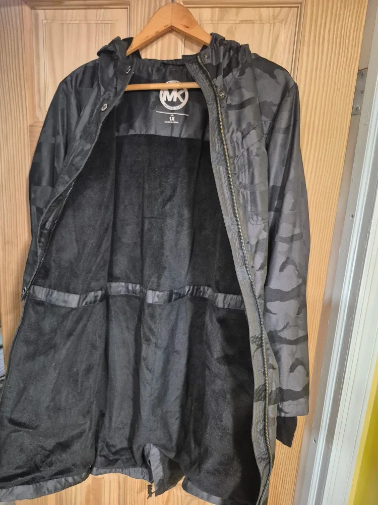 Micheal Kors women's black anorak rain coat XL image indicator(10)