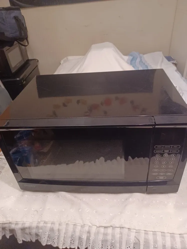 Danby Black Microwave image indicator(6)