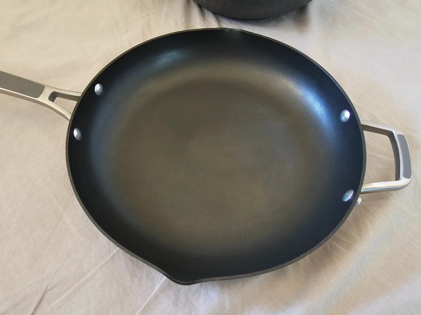 Simply Calphalon Nonstick Fry Pan - 12 inch image indicator(2)