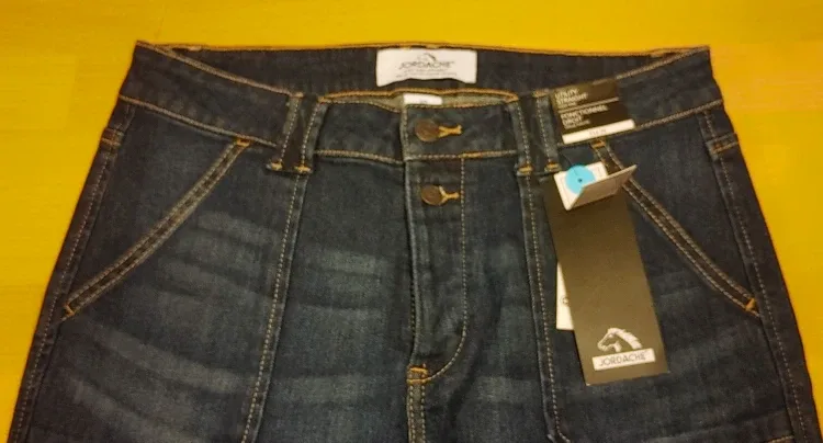 Jordache High Rise Straight Jeans size 10 image indicator(9)