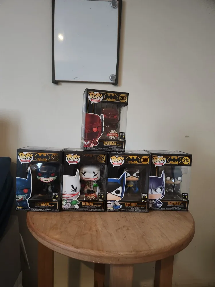 Funko Pop! Figures - Batman, Marvel, DC image indicator(2)