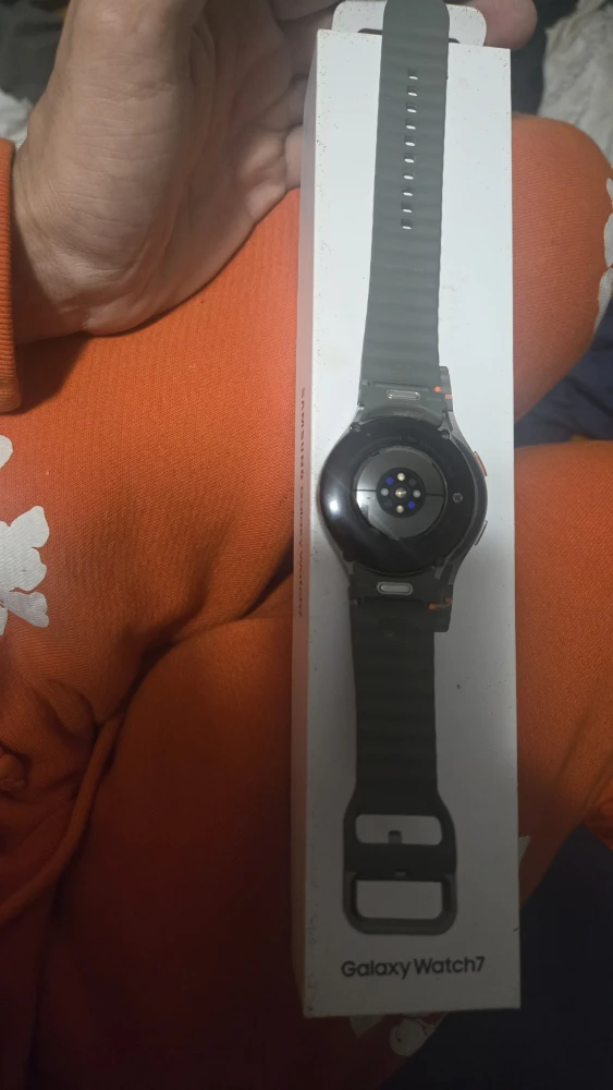 Samsung Galaxy Watch 7 - lightly used - photo 3