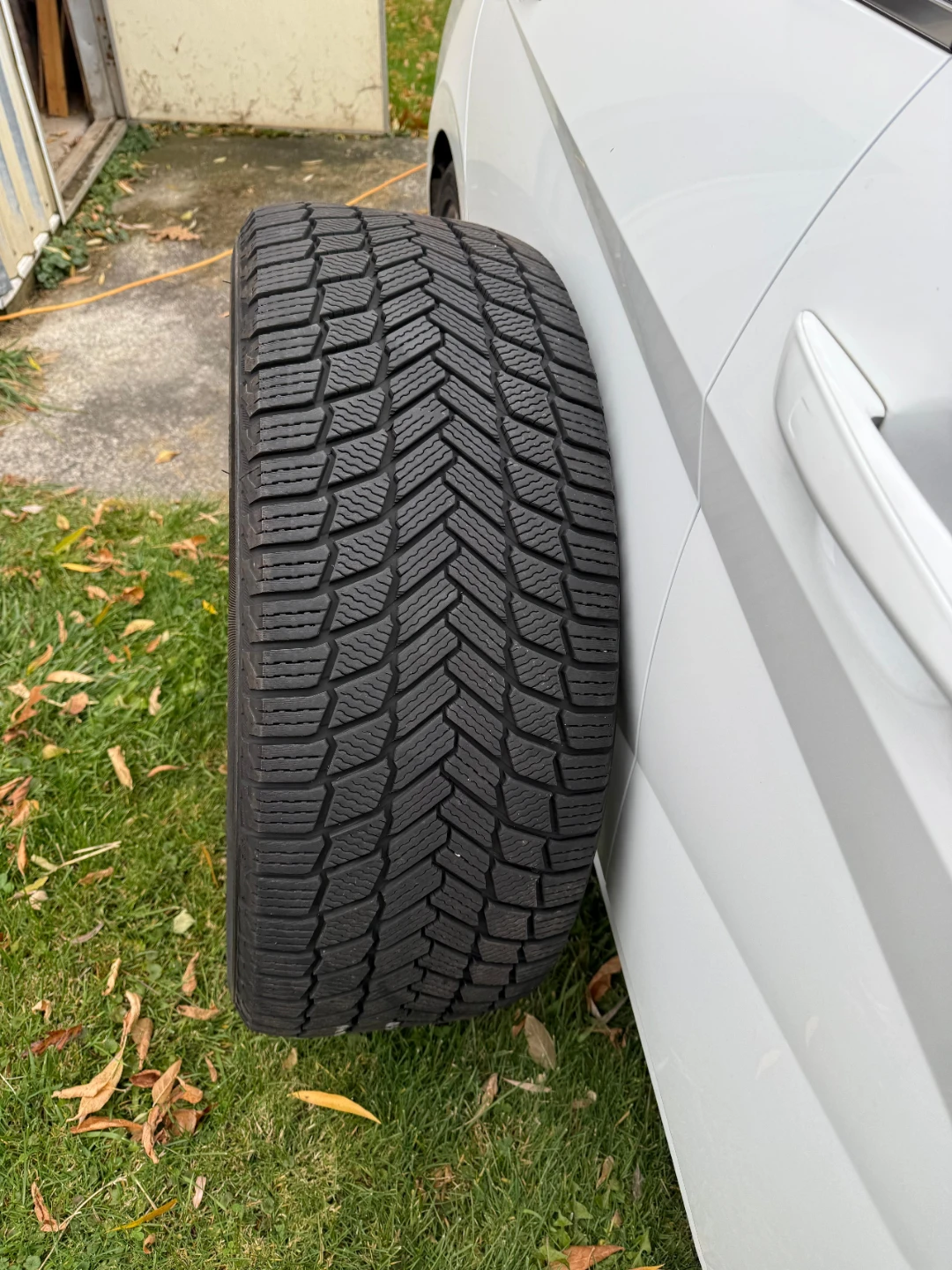 Michelin 275/50 R20 Winter Tires - photo 5