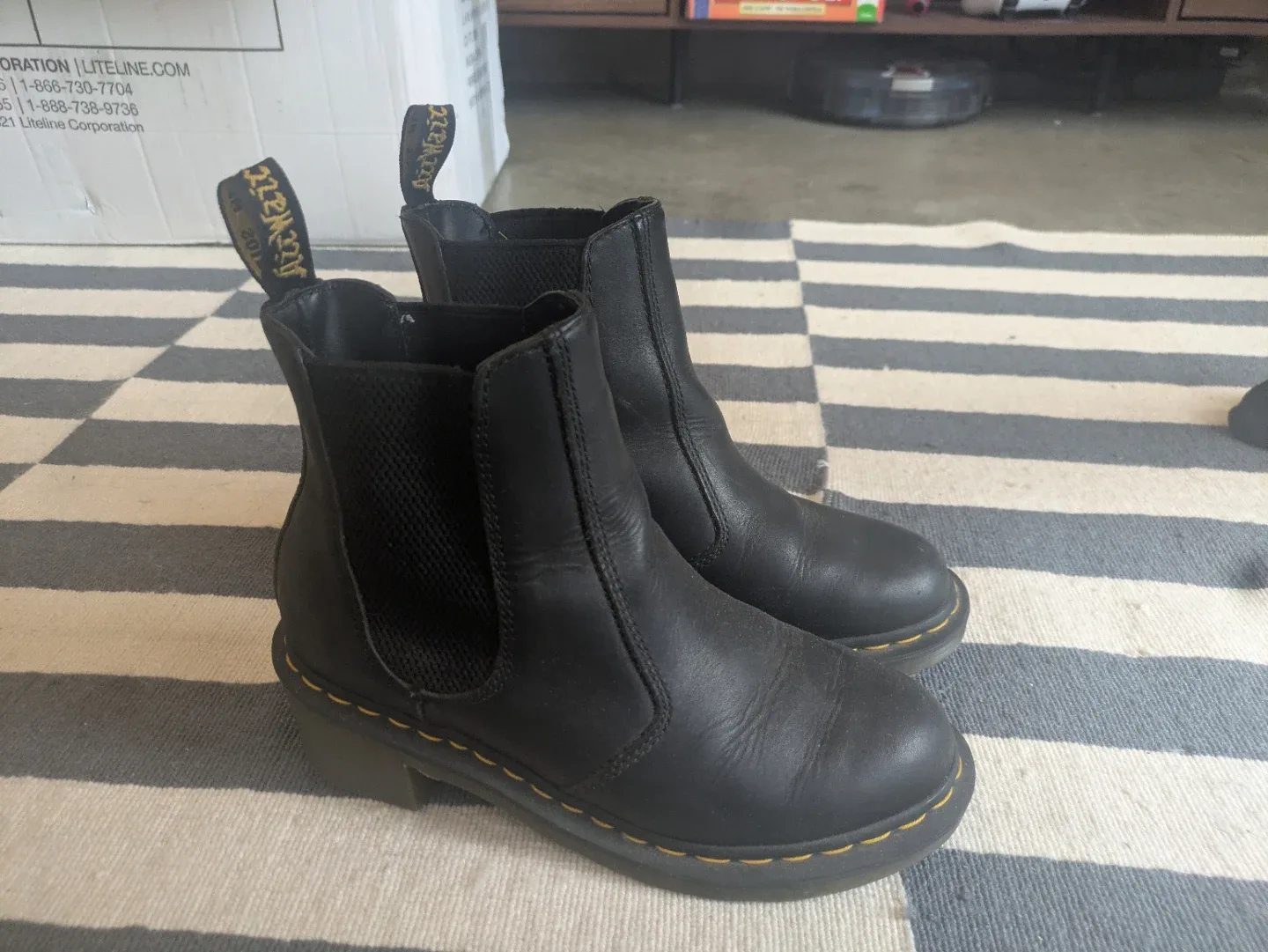 Dr. Martens 2976 Chelsea Boots, Size US 8