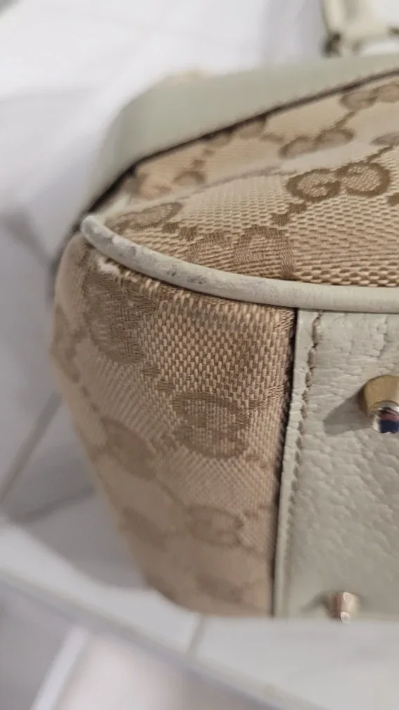 Authentic Gucci tote purse image indicator(7)