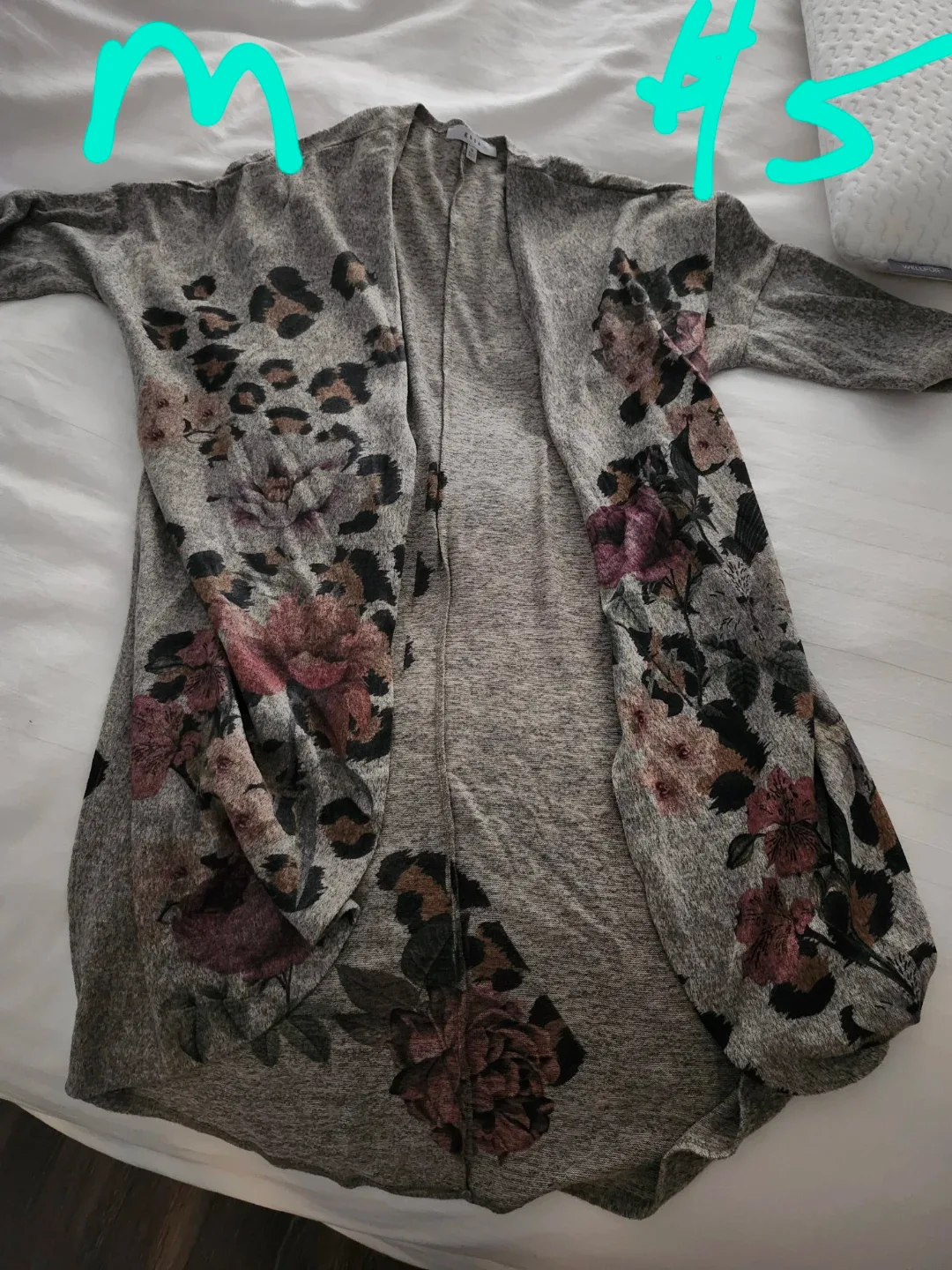 Assorted Women's Clothing - Size M image indicator(8)