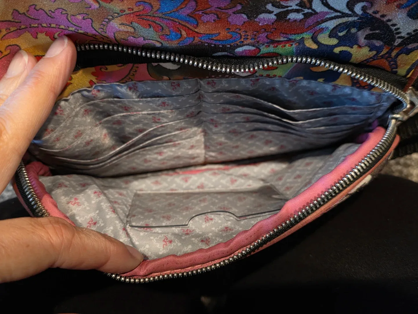 Beach Brand Colorful Crossbody Bag backpack! image indicator(6)