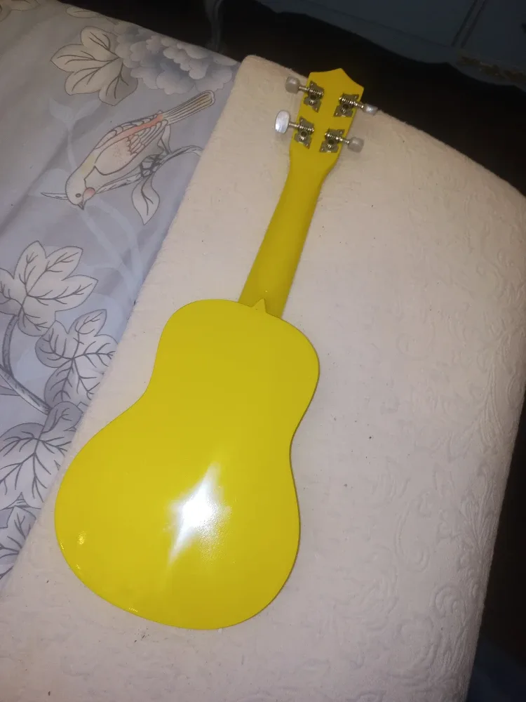 Beaver Creek Ukelele - BCUKE - With Carring Case image indicator(3)