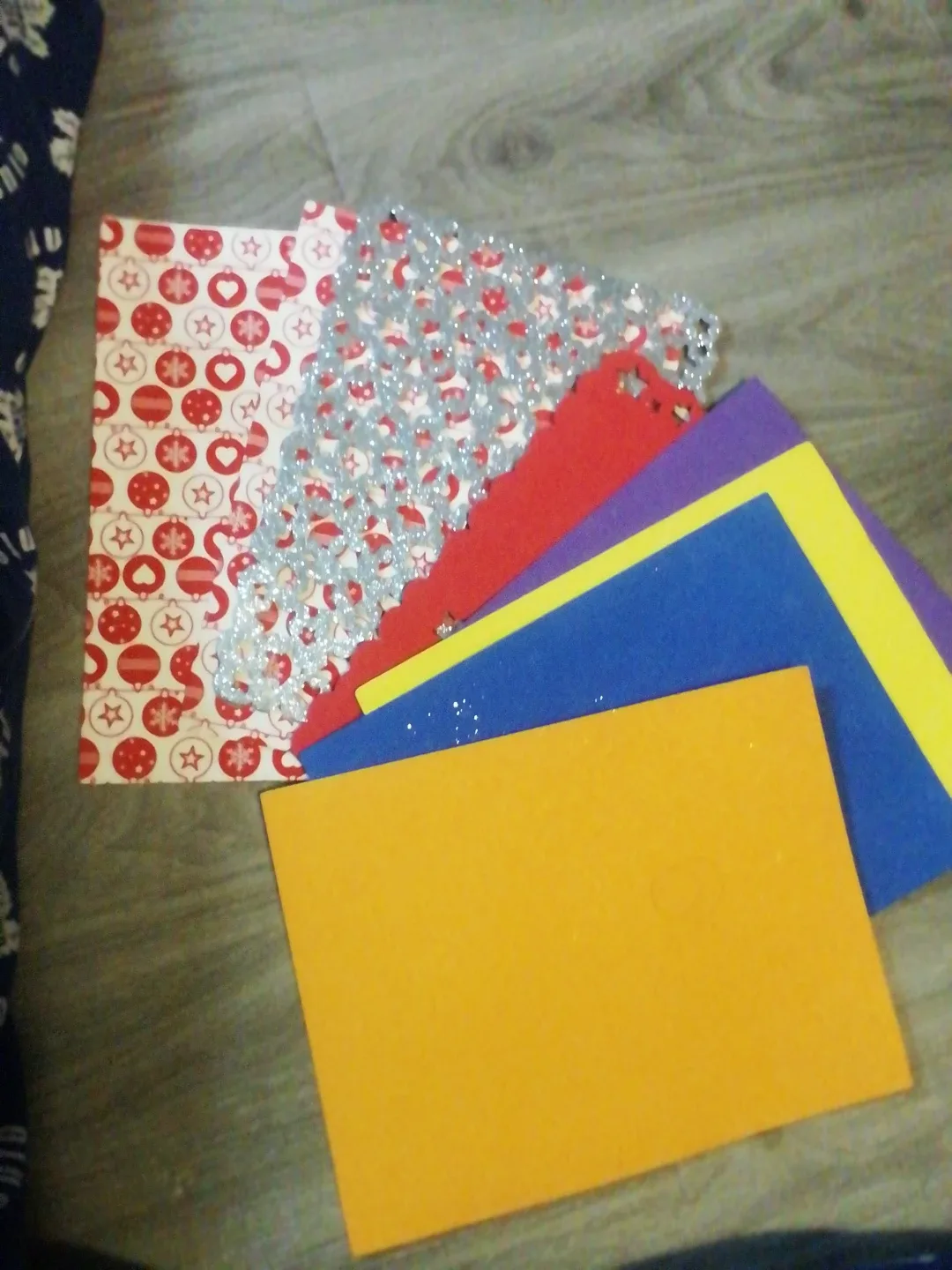 Sketch Pads, Paper, and Craft Supplies image indicator(6)