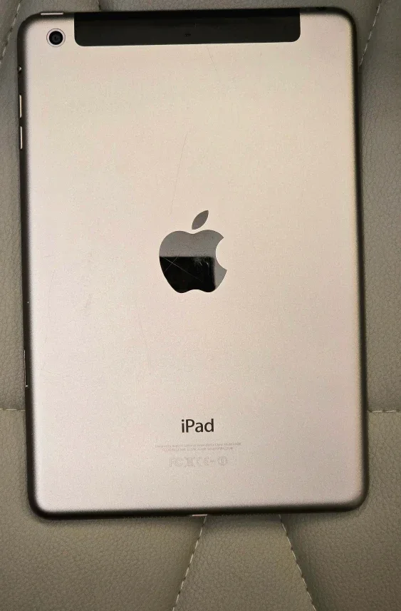Apple iPad Mini 2 image indicator(2)