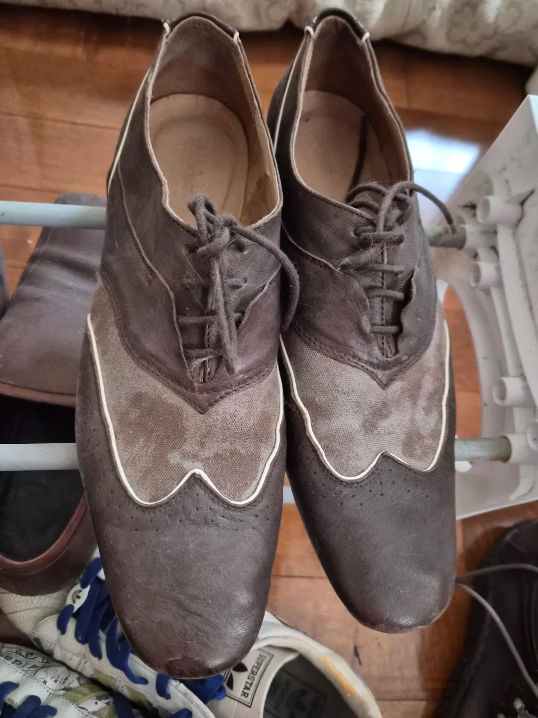 Brown Leather Wingtip Dress Shoes image indicator(2)